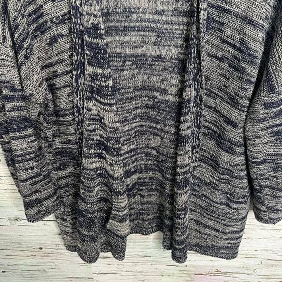 Eileen Fisher Organic Linen gray sweater Cardigan Grey Size small - Picture 4 of 11